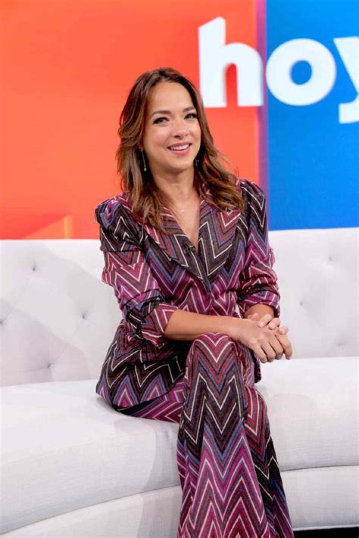 Adamari L&oacute;pez y Toni: Una Historia de Amor, Familia y Transformaci&oacute;n