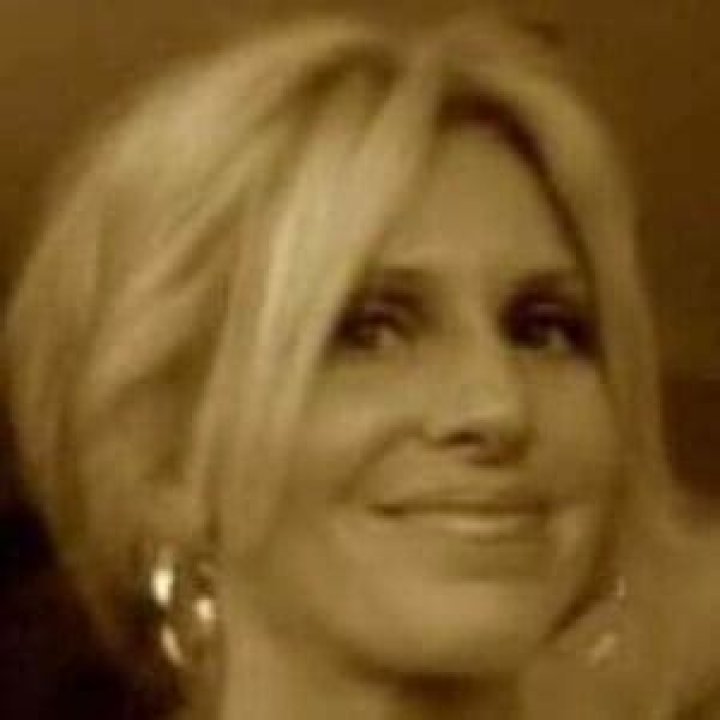 All About Donna Sinatra D'Alessandro: A Life in Music and Legacy