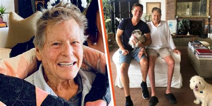 An In-Depth Look at Anna Axster&rsquo;s Family, Children, and Life