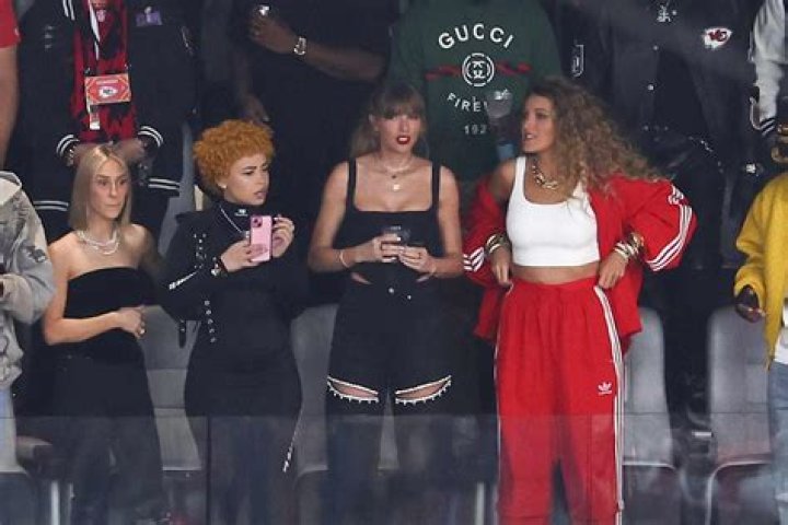 Blake Lively Stuns at the Super Bowl: Red Carpet Fashion and Game Day Glam
