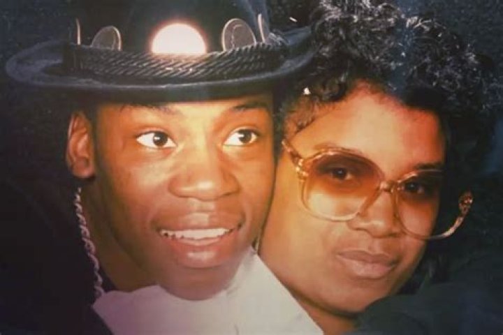 Carol Mitchell: The Woman Behind Daryl 'Chill' Mitchell's Success