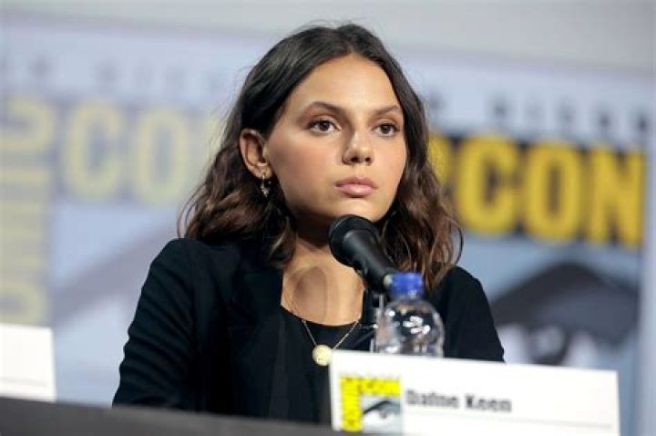 Dafne Keen Pack: The Rising Star of Hollywood