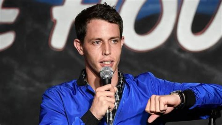 Exploring the Life and Career of Hinchcliffe Comedian