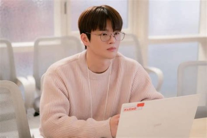 Exploring the Life and Career of Seo In-Ah: A Rising Star in Korean Entertainment