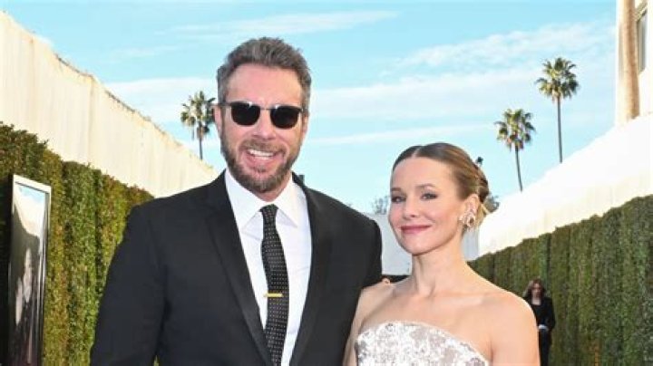 Exploring the Life of Kristen Bell and Her Husband Dax Shepard
