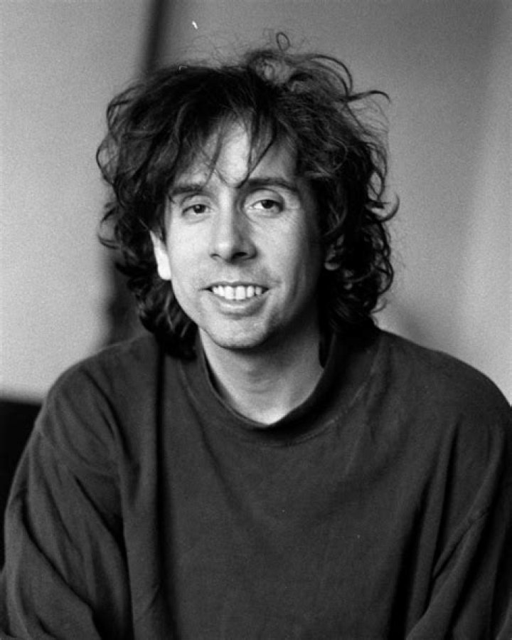 Exploring Tim Burton's Height: A Deeper Look into the Filmmaker's Life and Career