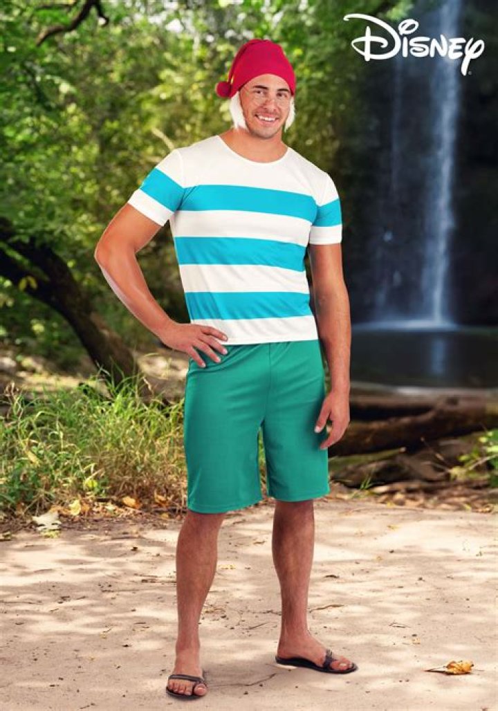 Find the Perfect Mr Smee Costume: Unveil Your Inner Pirate!