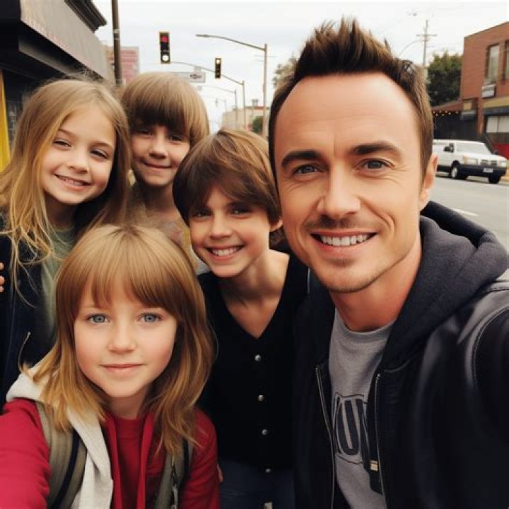 How Many Kids Does Frankie Muniz Have?