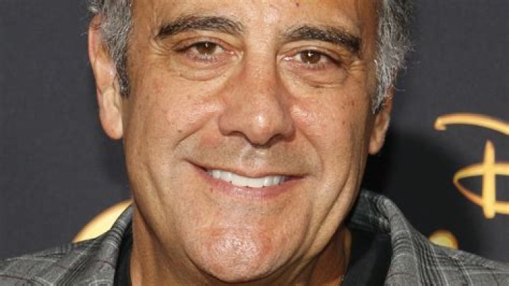 How Much is Brad Garrett Worth? Exploring the Wealth of a Talented Star