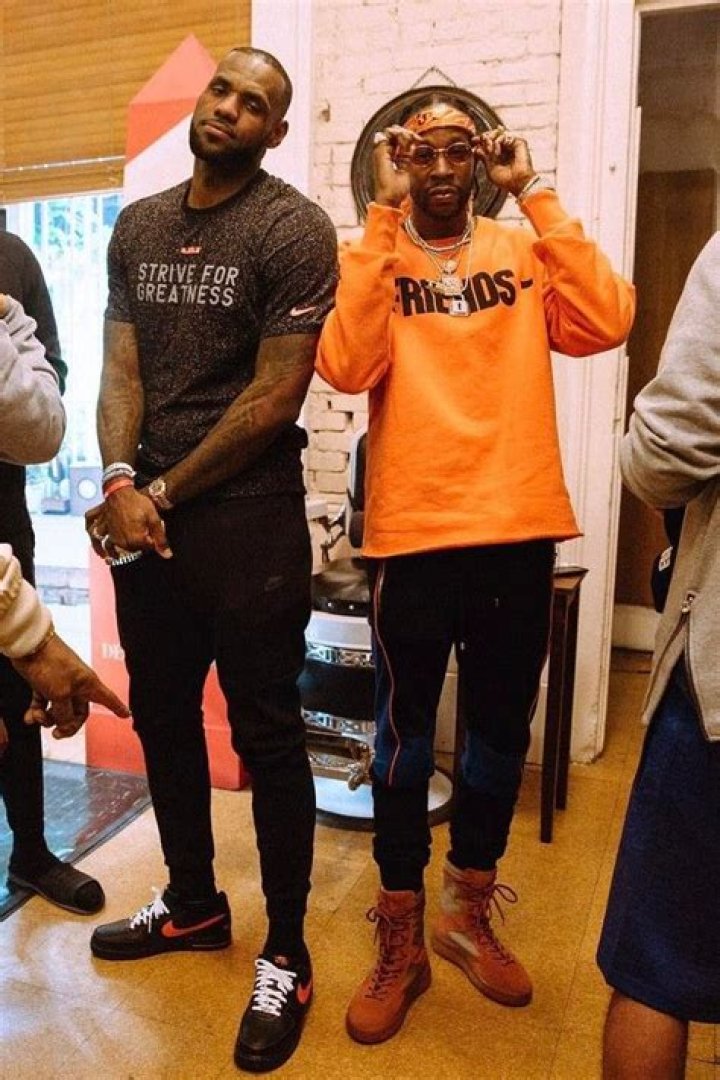 How Tall Is 2 Chainz? A Comprehensive Look at the Height of the Rapper