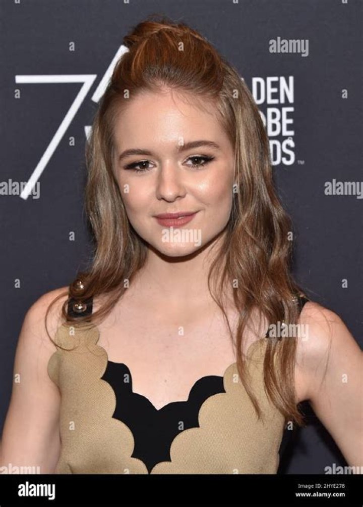 Isabela Vidovic: Rising Star in Hollywood