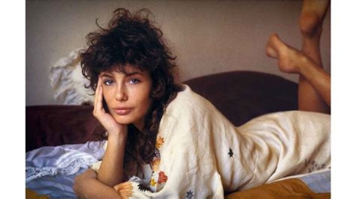 Kelly LeBrock's Financial Success: What Is Kelly LeBrock Net Worth?