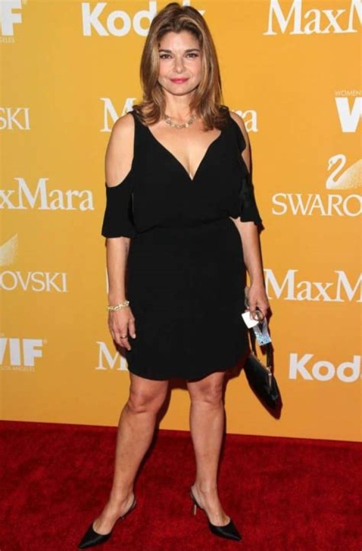 Laura San Giacomo Height: A Detailed Look at Her Life and Career