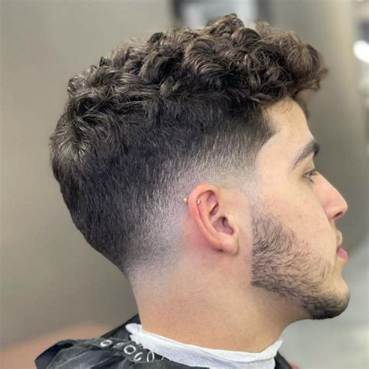 Mastering the Taper Haircut Curls: A Comprehensive Guide