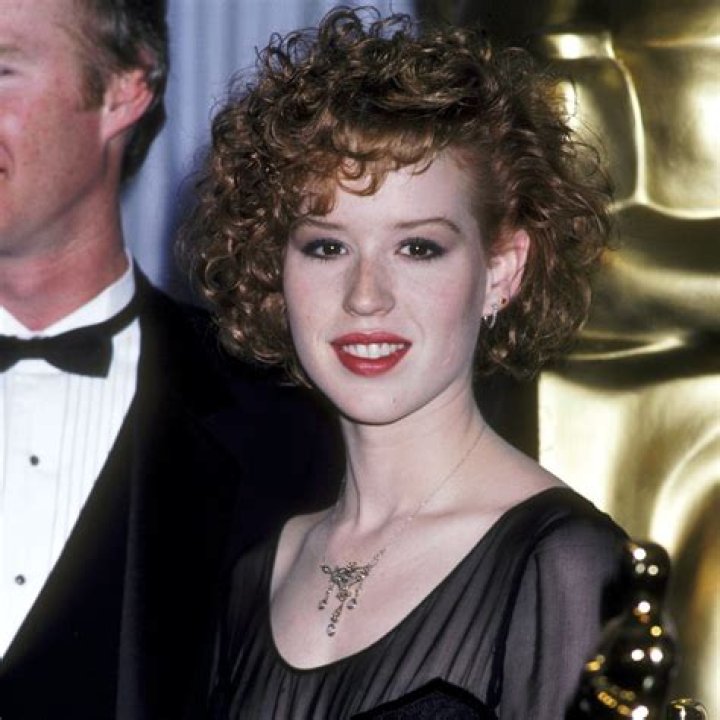 Molly Ringwald Measurements: Unveiling the Life and Legacy of a Hollywood Icon