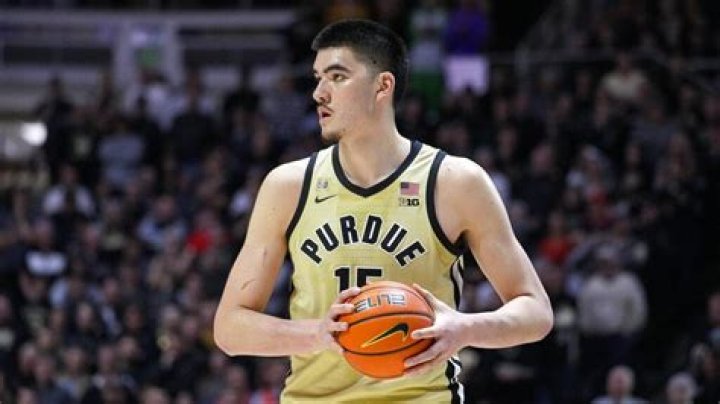 Purdue's Edey: Hometown Roots and Journey to Success