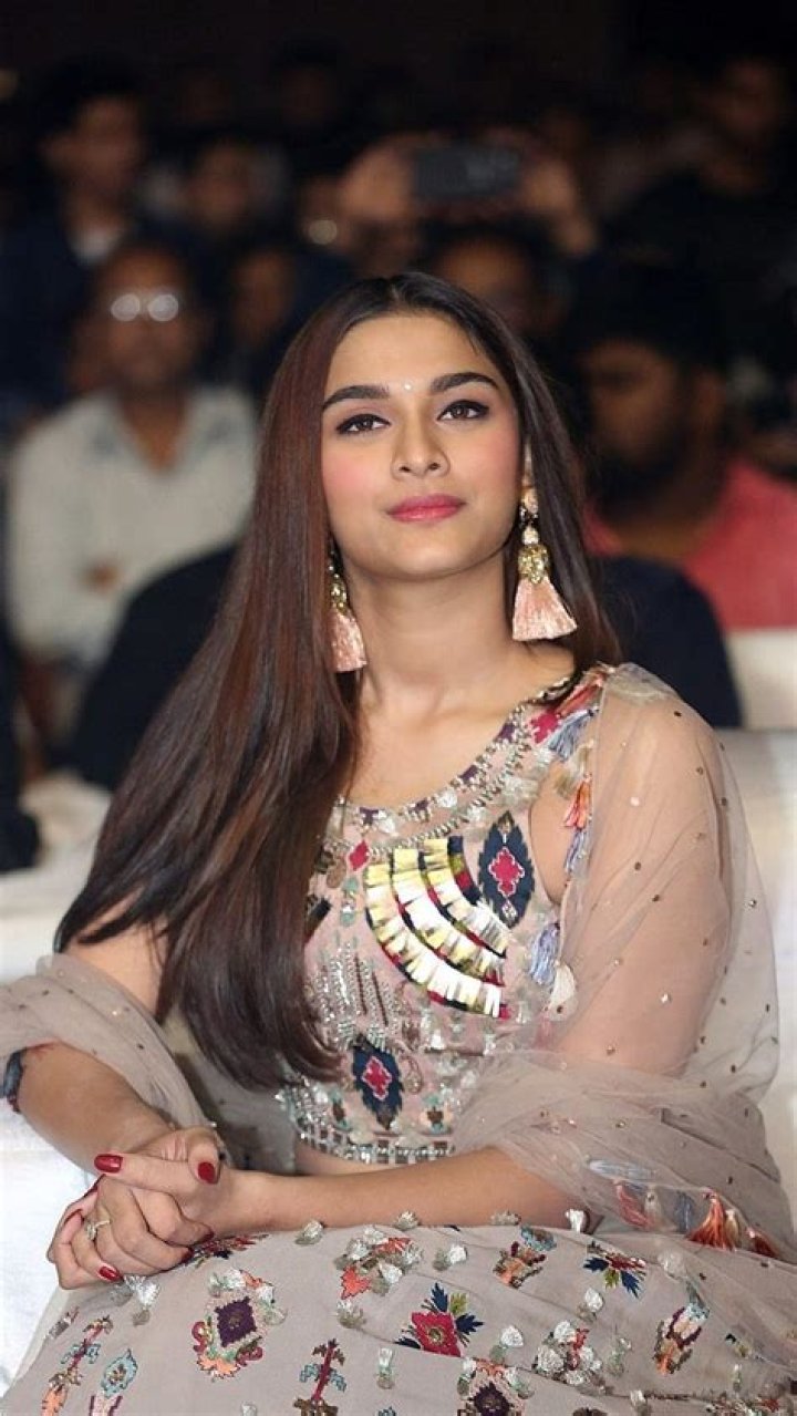 Saiee Manjrekar: The Rising Star of Indian Cinema