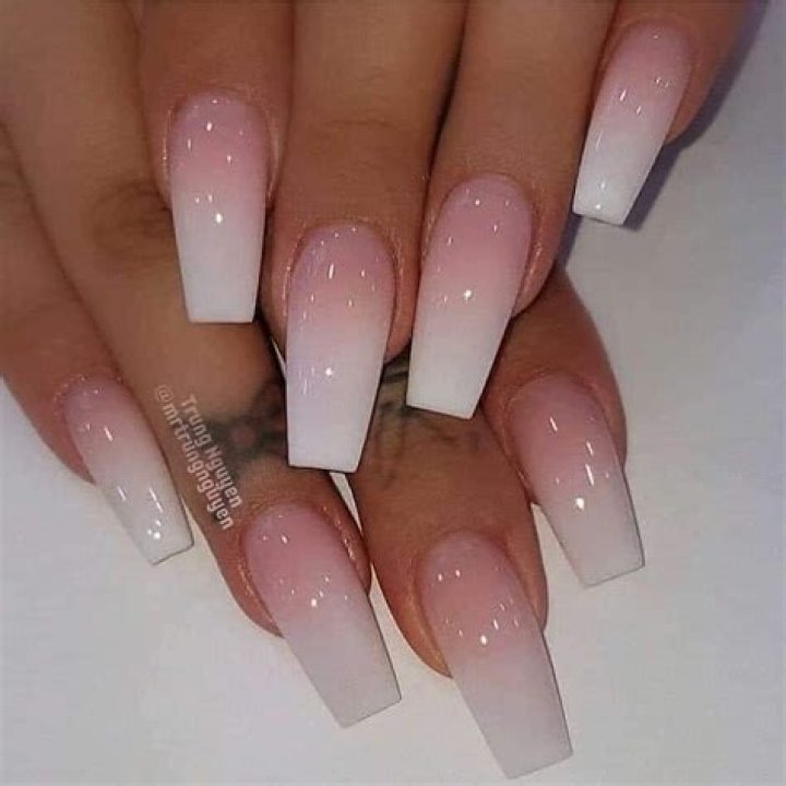 Stunning Ombre Coffin Nails: The Ultimate Guide to Glamorous Gradient Nails