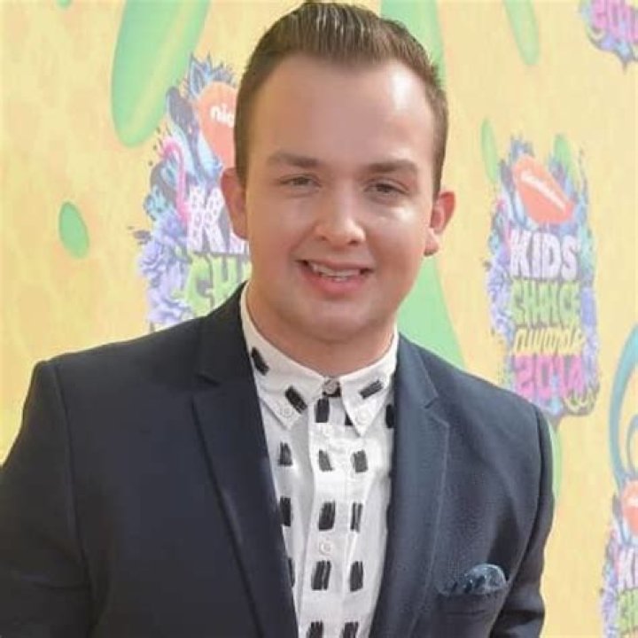 The Surprising Realities of Noah Munck's Height: From iCarly Star to Internet Sensation