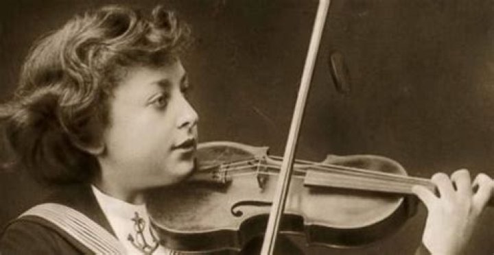 The Timeless Legacy of Violin Heifetz: A Virtuoso's Journey
