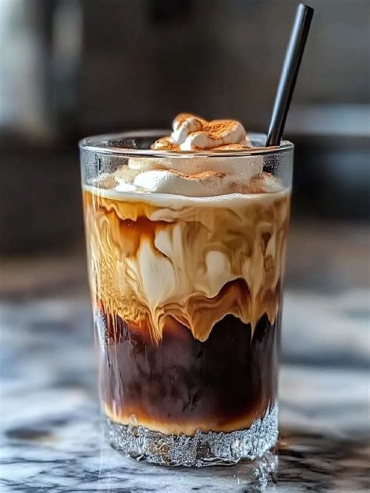 The Ultimate Guide to Vanilla Frappuccinos: How to Make, Customize, and Enjoy the Perfect Iced Coffee Treat