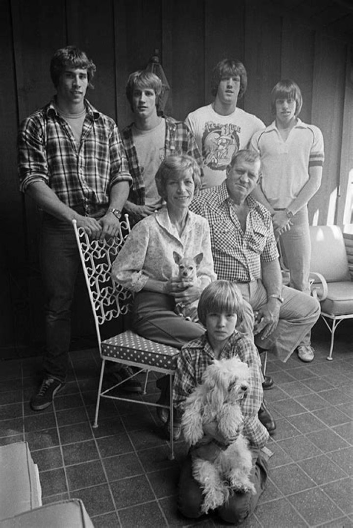 Unraveling the Von Erich Family Tragedy: A Deep Dive into Wrestling's Most Heartbreaking Saga
