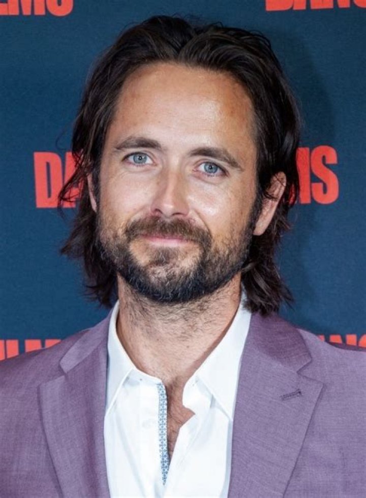 Unveiling Justin Chatwin Net Worth: A Deep Dive Into His Career and Earnings