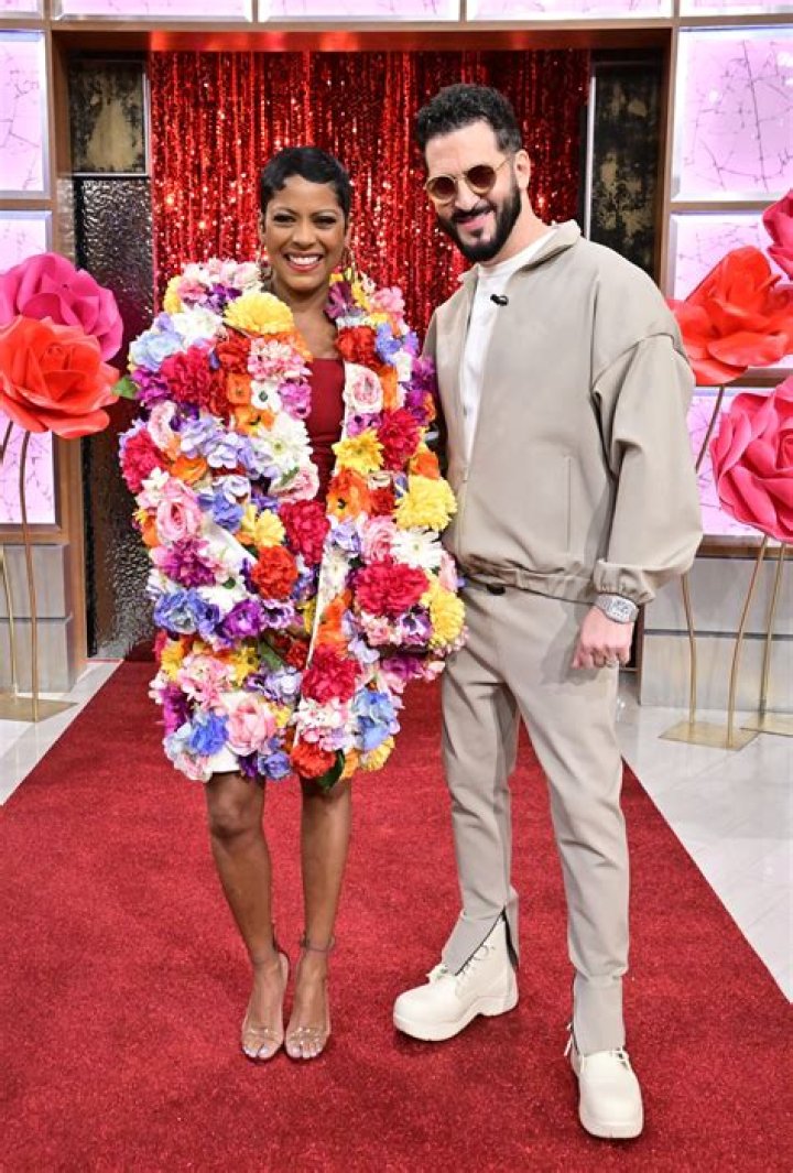 Unveiling the Height and Life of Jon B: A Comprehensive Insight
