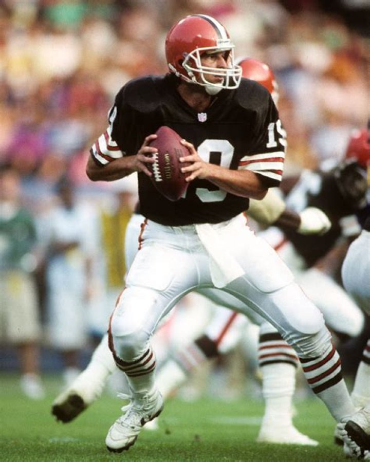 Unveiling the Wealth of Football Legend: Bernie Kosar's Net Worth